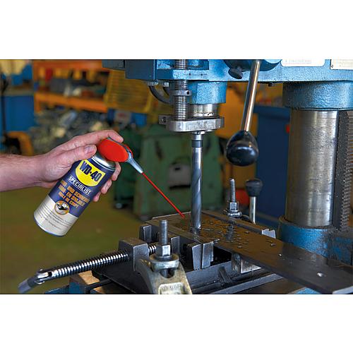 Drilling and cutting oil WD-40 Specialist Anwendung 1