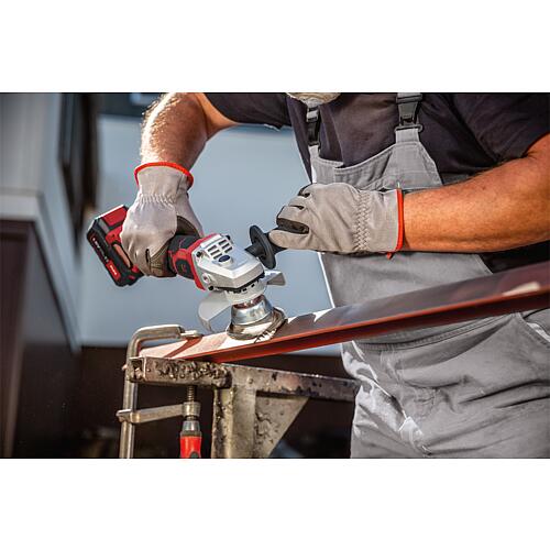 Cordless angle grinder 18 V LB 125 EC Anwendung 3