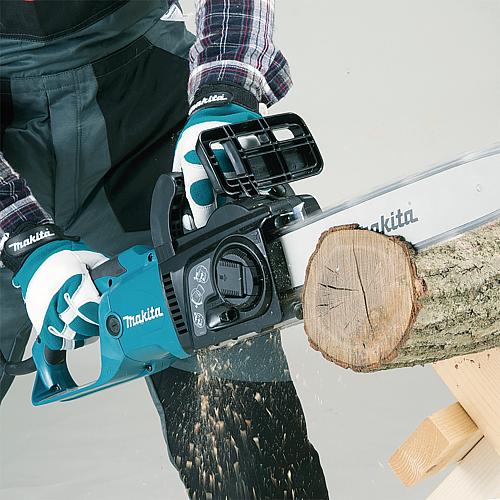 Chainsaw UC3541A, 1800 W